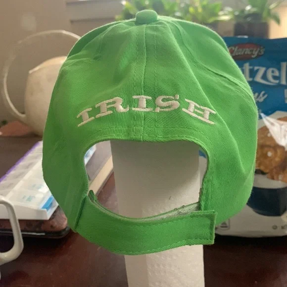 Irish shamrock ☘️ cap with Velcro closure. Irish embroidery on the back. - Picture 2 of 3
